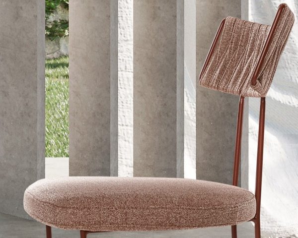 Sedia Outdoor in tessuto leggera e moderna